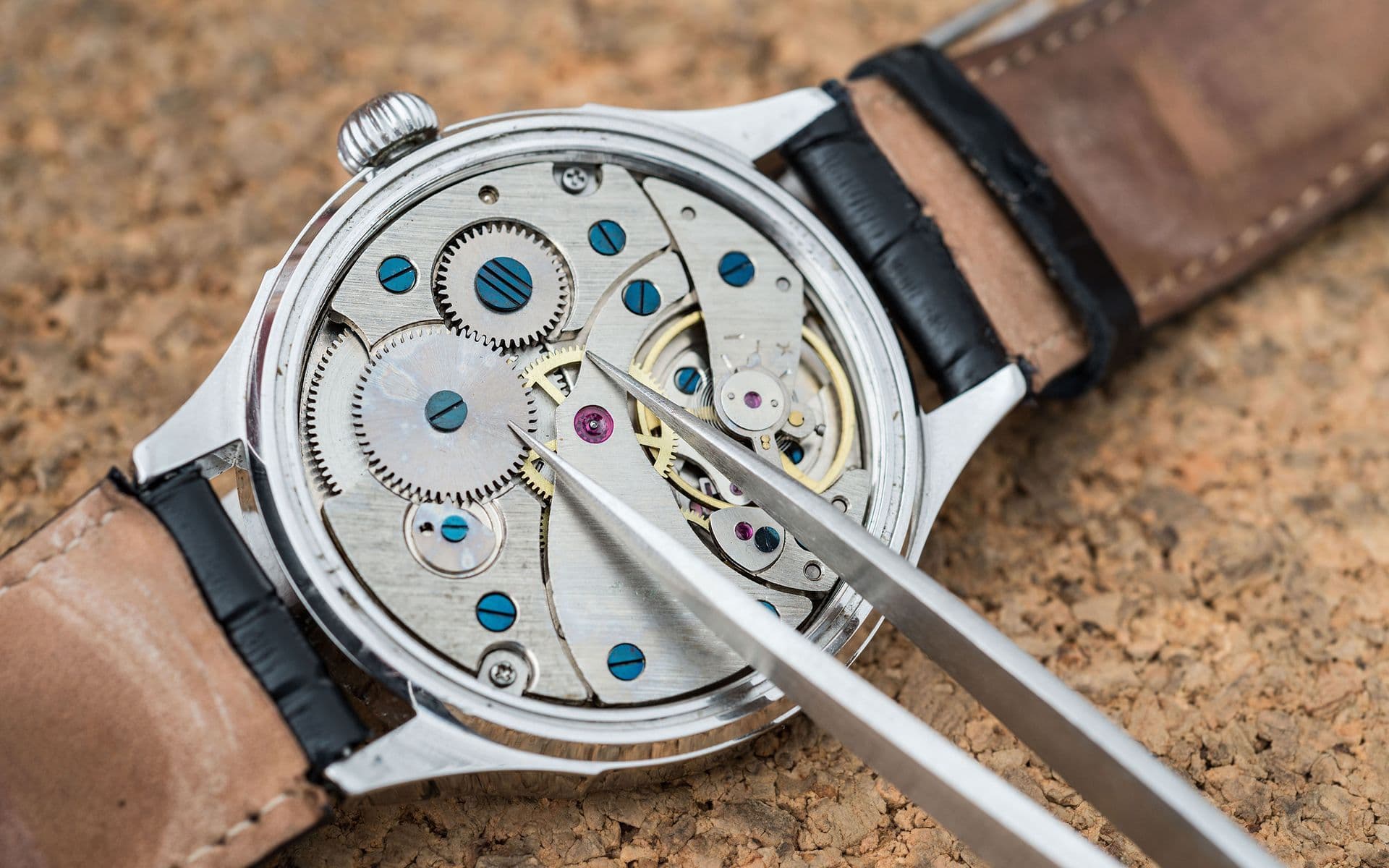 Watch Repair at Main & Stone Fine Jewelry serving Taylor