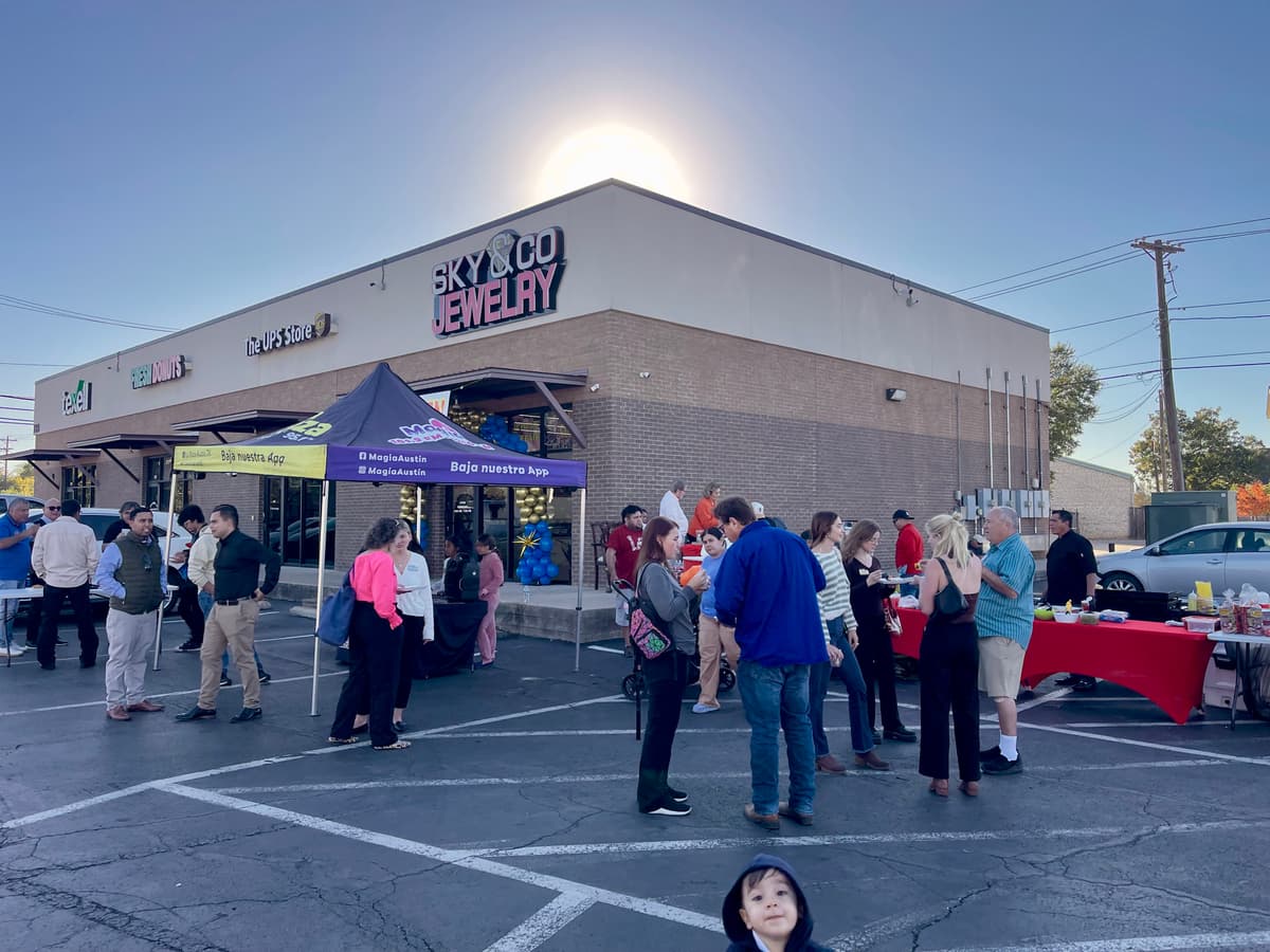 Exterior of the Taylor, TX showroom during grand opening